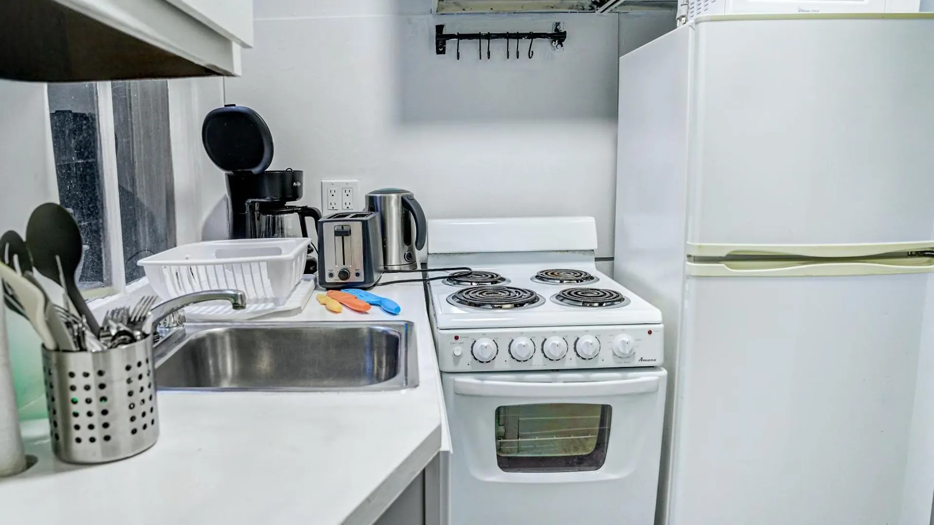 3 Bedroom Cozy Unit In Hells Kitchen New York Appartement